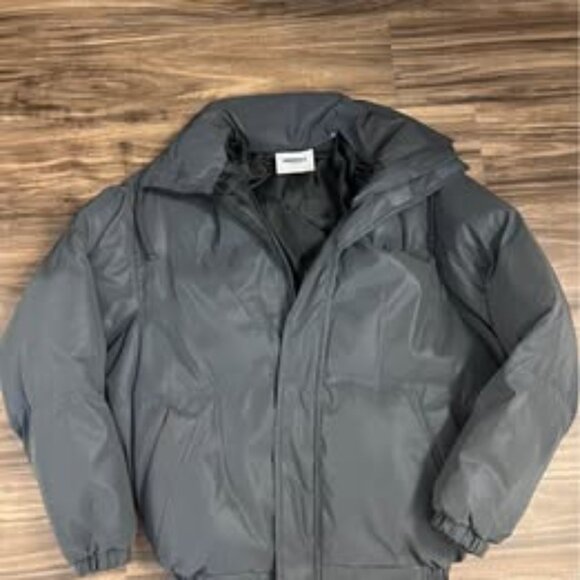 Essentials Fear of God grey black 3M reflective nylon puffer jacket XXS - Picture 3 of 8
